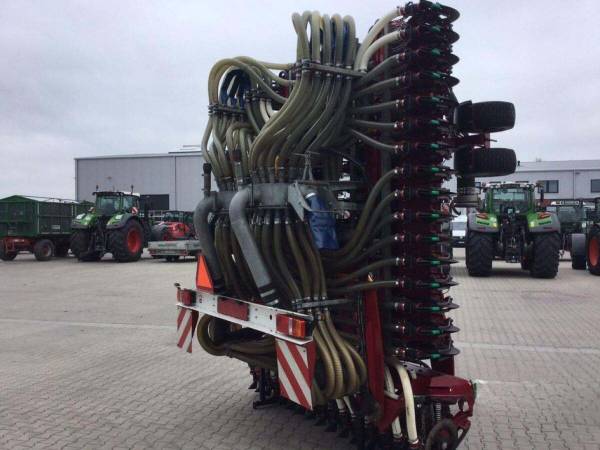 Пневматическая щелевая сеялка Vredo ZB 3-12068 (2013)