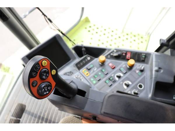 Комбайн Claas Lexion 600TT (2008)