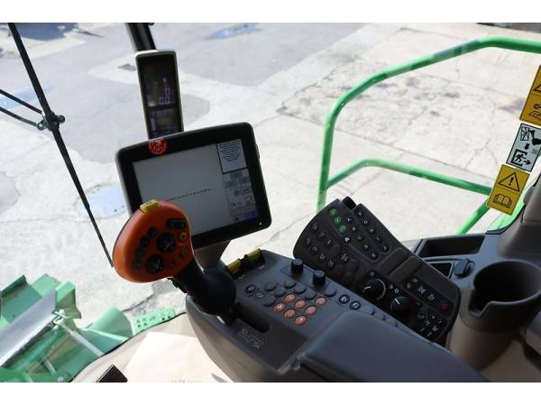 Комбайн John Deere S 690i (2017)