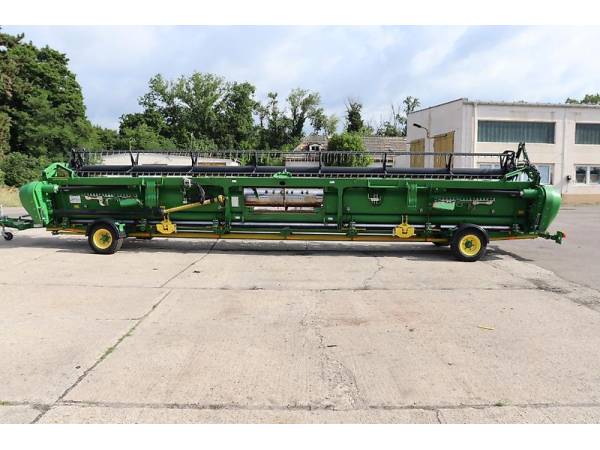 Комбайн John Deere S 690i (2017)