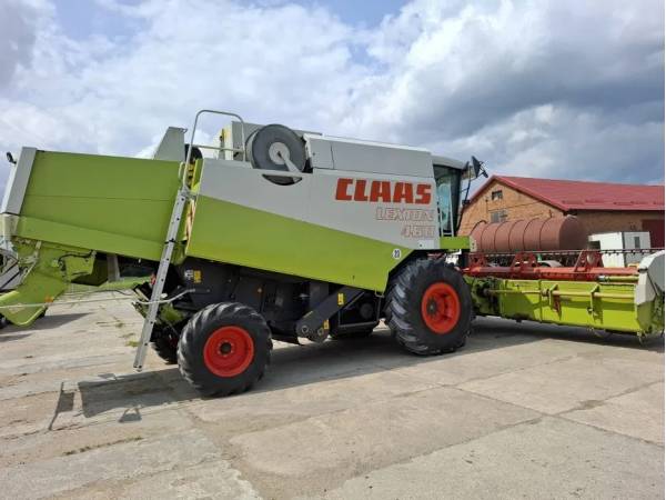 Комбайн Claas Lexion 460 (2000)