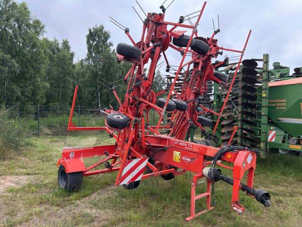 Разбрасыватель сена Kuhn GF 10601TO (2009)