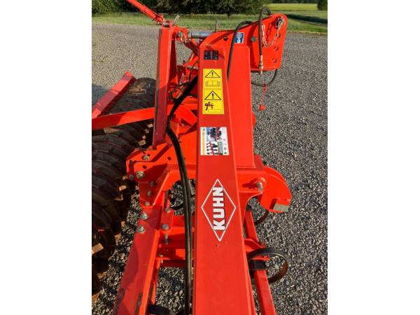Культиватор  Kuhn CD400 (2012)