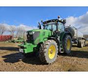 Трактор John Deere 6215 R
