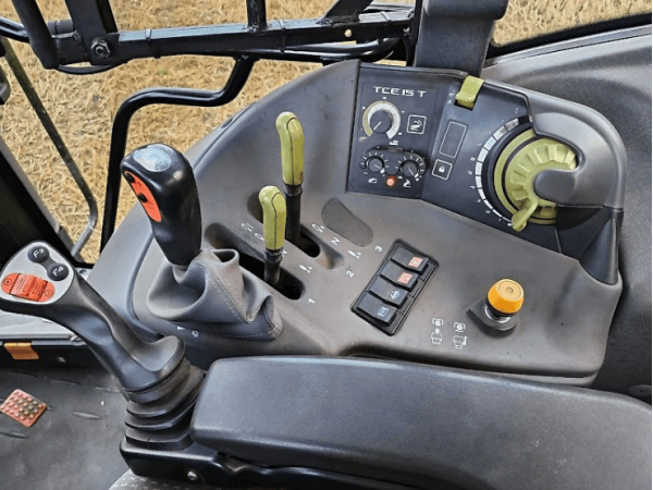 Трактор Claas Arion 420 (2010)