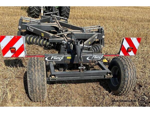 Землеуплотнитель Fliegl Kettenegge KSE 300