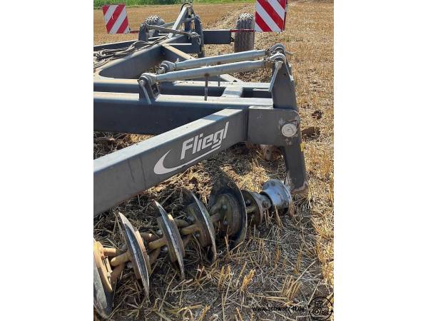 Землеуплотнитель Fliegl Kettenegge KSE 300
