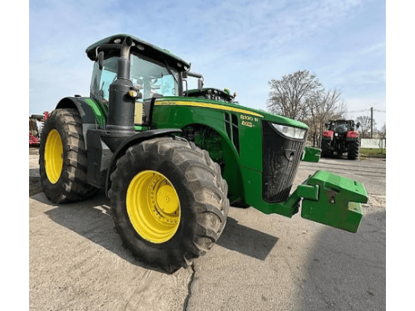 Трактор John Deere 8320R (2017)
