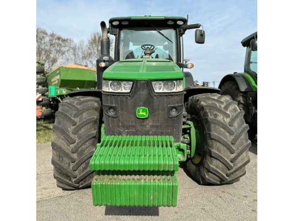 Трактор John Deere 8320R (2017)