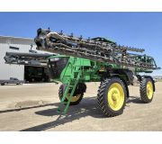 Самохідний обприскувач John Deere R4044