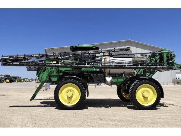 Самохідний обприскувач John Deere R4044 (2019)