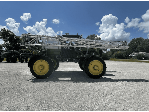 Обприскувач John Deere 4830 (2011)