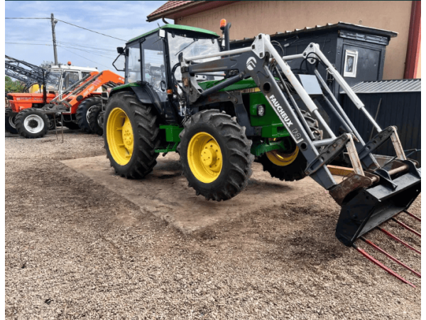 Трактор John Deere 2250 (1992)