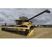 Комбайн New Holland CR9090