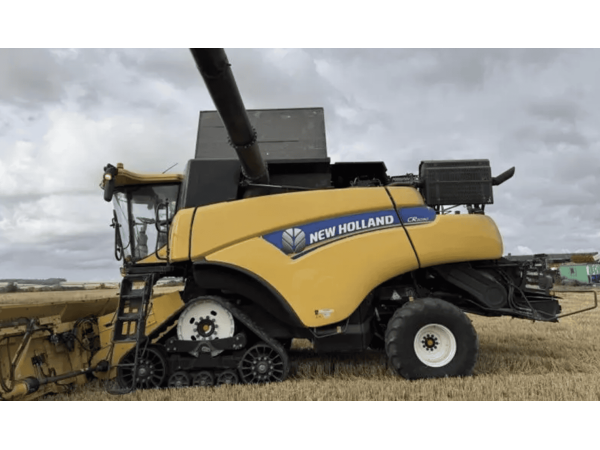 Комбайн New Holland CR9090 (2012)
