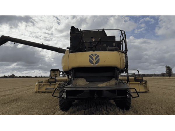 Комбайн New Holland CR9090 (2012)