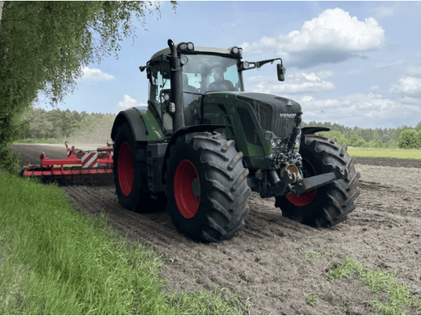 Трактор Fendt 828 (2013)