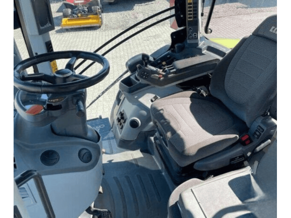 Трактор Claas Axion 850 (2022)