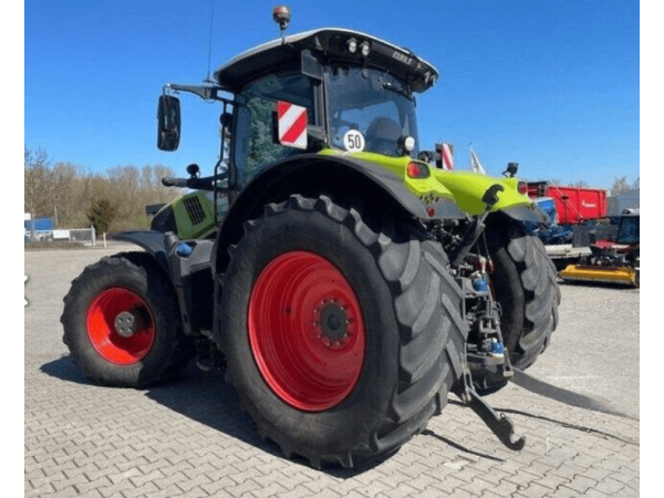 Трактор Claas Axion 850 (2022)