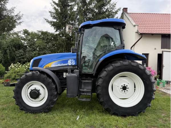 Трактор New Holland TS 135A (2005)