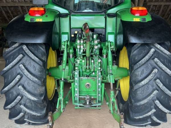 Трактор John Deere 6920 (2007)