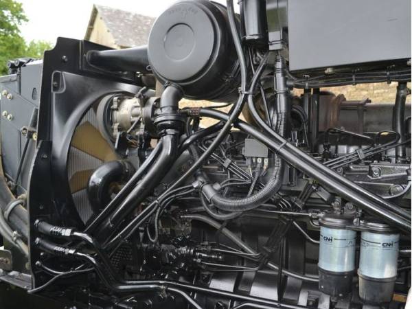 Трактор Case IH CVX170 (2005)