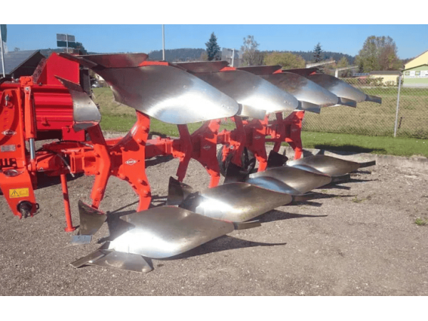 Плуг оборотний Kuhn Huard Master 4