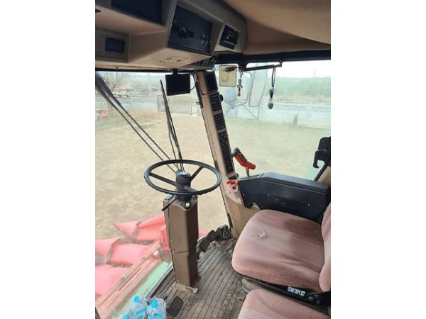 Комбайн John Deere 2266 (1999)