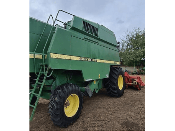 Комбайн John Deere 2266 (1999)