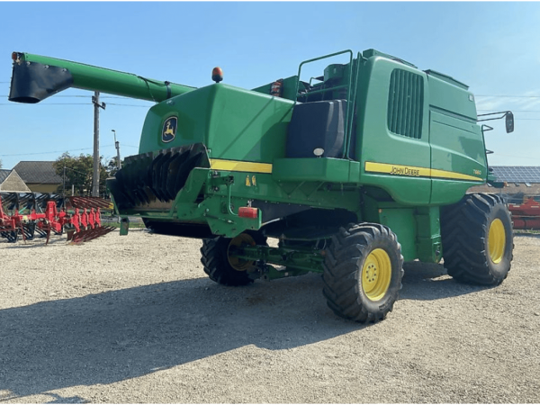 Комбайн John Deere T660 (2011)