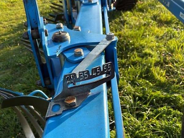 Плуг оборотний Lemken Diamant 11V 7 корпусів (2015)