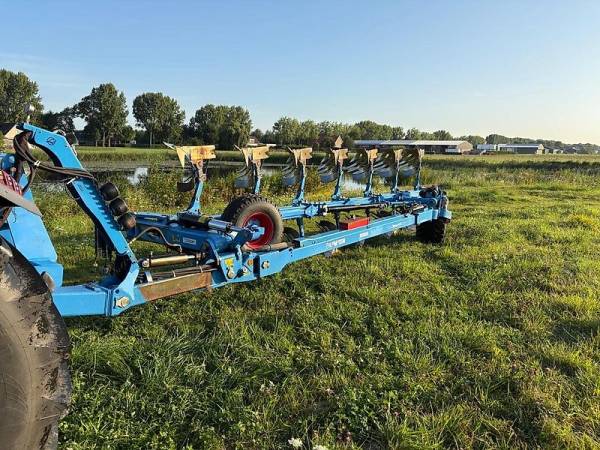 Плуг оборотний Lemken Diamant 11V 7 корпусів (2015)