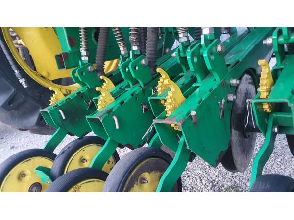 Сівалка рядкова зернова Harvest Titan 420 (2014)