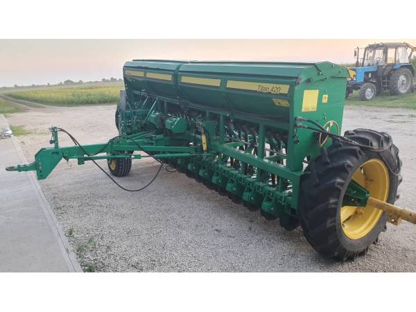 Сівалка рядкова зернова Harvest Titan 420 (2014)
