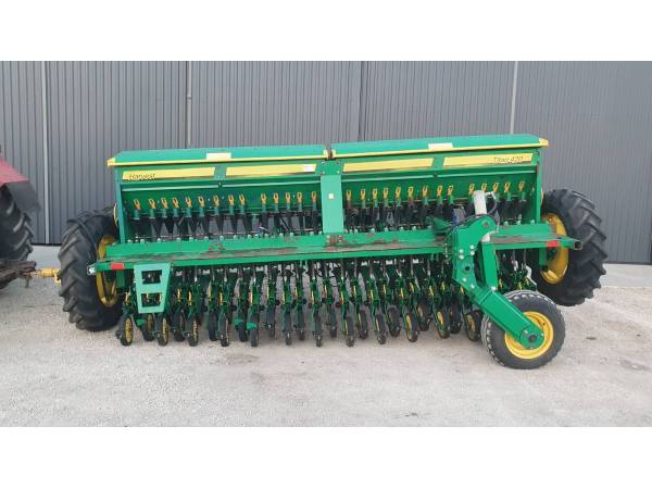 Сівалка рядкова зернова Harvest Titan 420 (2014)
