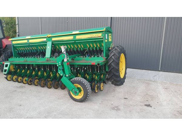 Сівалка рядкова зернова Harvest Titan 420 (2014)
