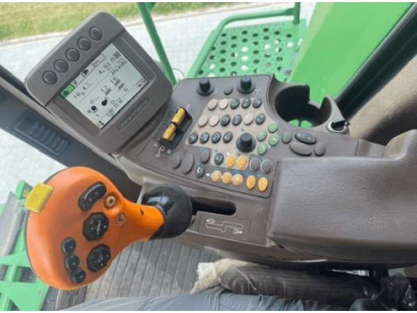 Комбайн John Deere T660i (2011)