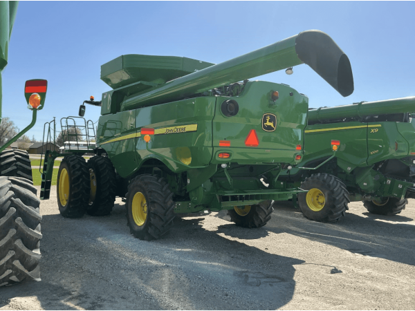 Комбайн John Deere S660 (2014)
