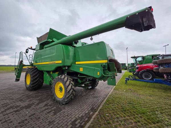 Комбайн John Deere T660 (2013)