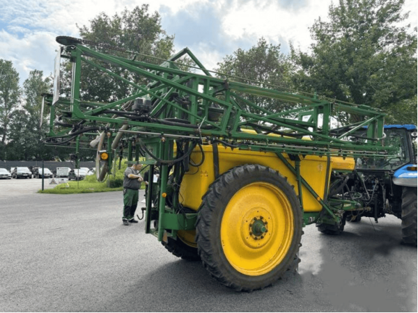 Обприскувач John Deere 632 (2002)
