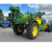 Причіпний обприскувач John Deere R962i