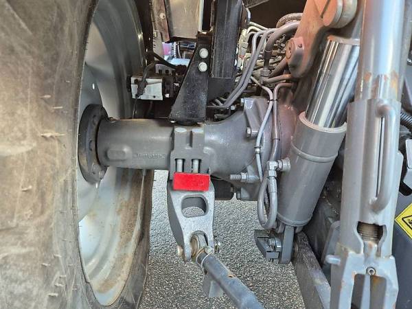 Трактор Massey Ferguson 5710 S (2018)