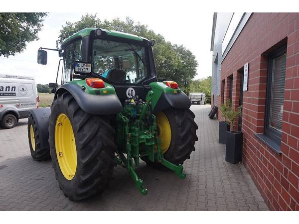Трактор John Deere 6330 (2009)