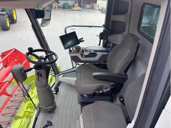 Комбайн Claas Trion 530 (2022)