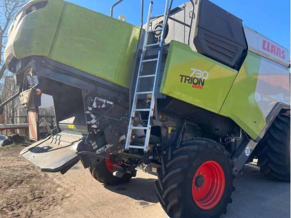 Комбайн Claas Trion 730 (2023)