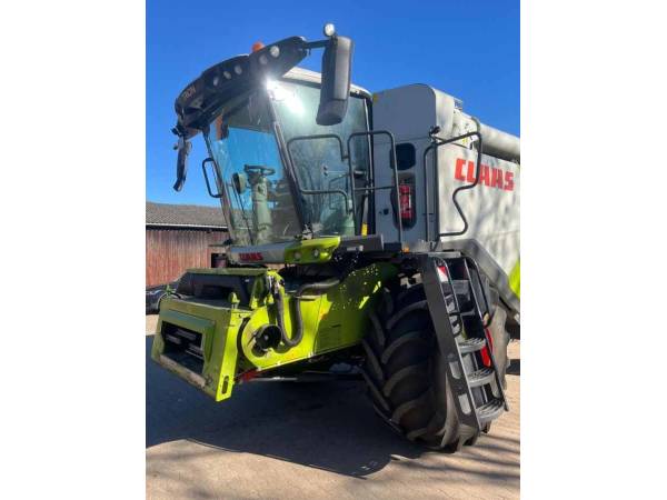 Комбайн Claas Trion 730 (2023)