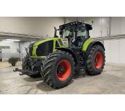 Трактор Claas Axion 950