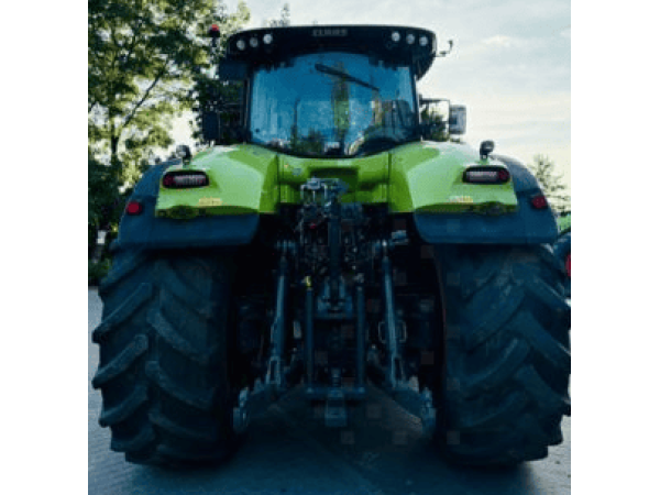 Трактор Claas Axion 930 (2015)