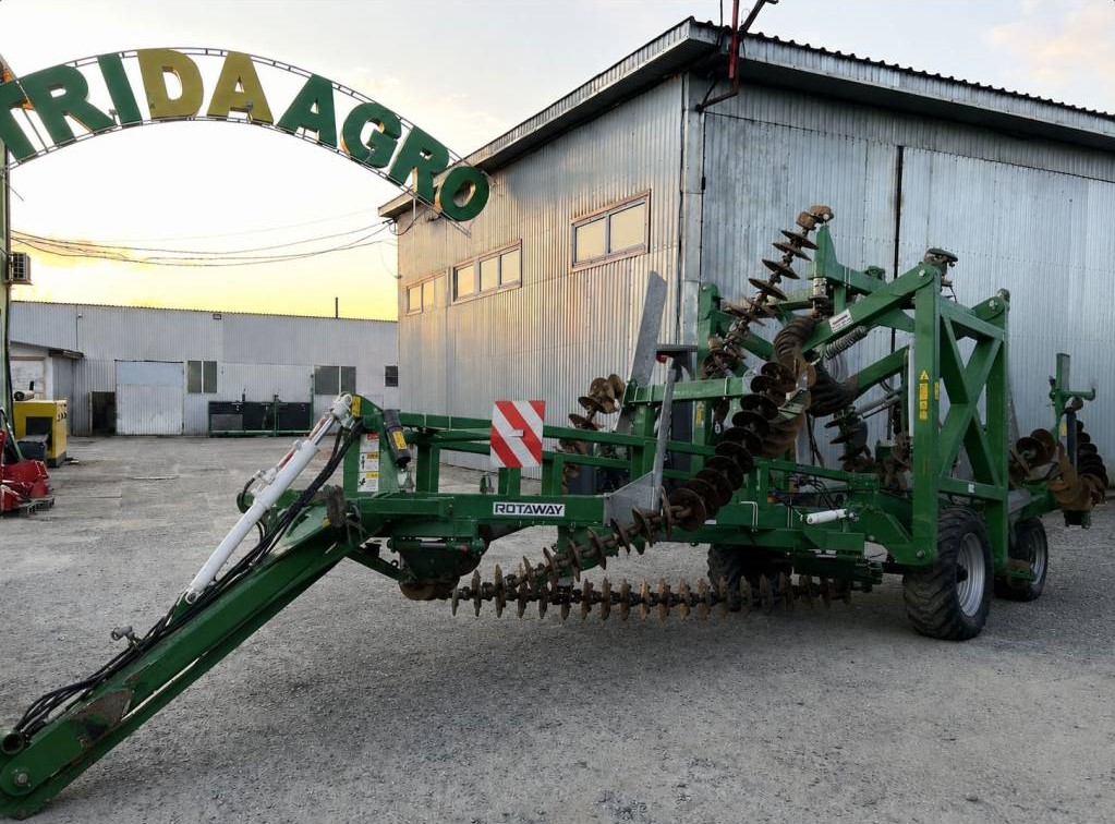 Дискова борона Rotaway Heavy Disc 900