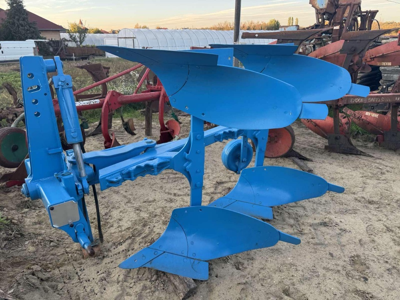 Плуг оборотний Lemken Opal 090 2 - ТриДаАгро - С/Г Техніка з
